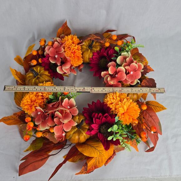 Fall Holiday Wreath 16" x 16" x 3.5" Leaves Pumpkins Floral Artificial New - Picture 8 of 12